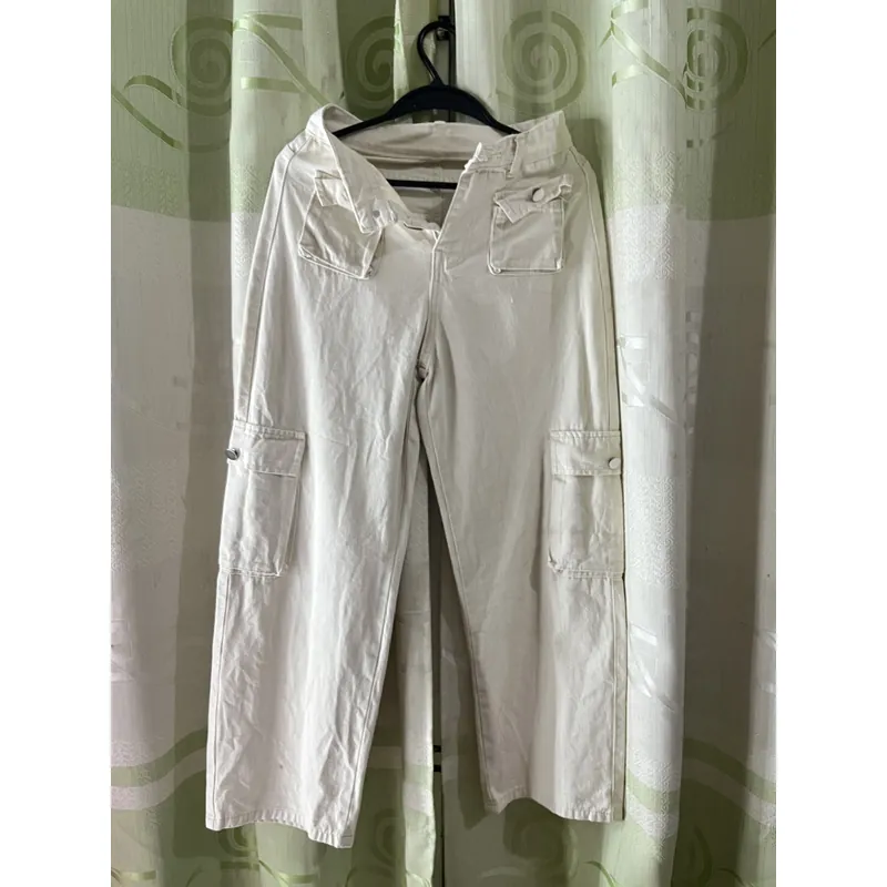 Quần kaki nữ ống rộng túi hộp màu be size S  596833