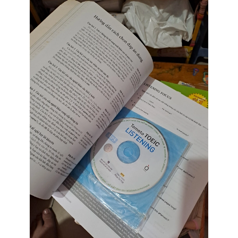 Tomato Toeic listening mới 90% bẩn nhẹ có kèm CD 2013 HCM0808 HỌC NGOẠI NGỮ 919655