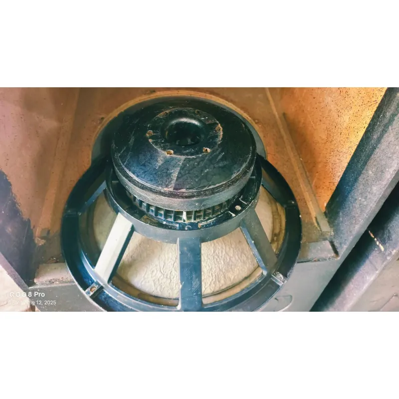 Cặp loa sub hầm vỏ ván é chắc chắn,  đẹp, loa RCF, đang hoạt động tốt  762337