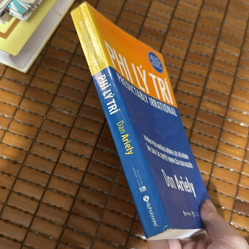 Phi lý trí - Dan Ariely 527540