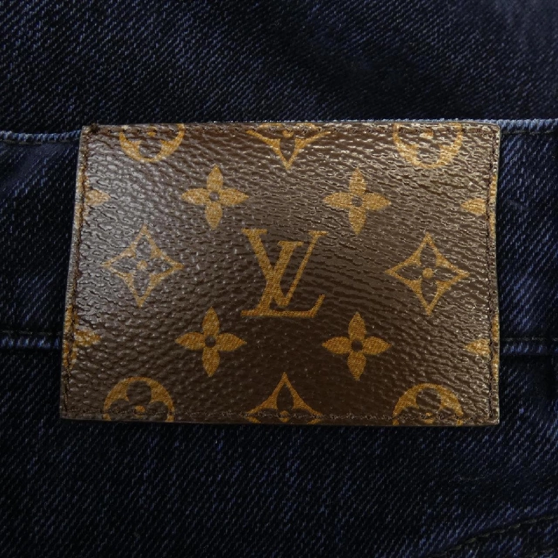 Chân váy LOUIS VUITTON FHSK040UW - Hàng hiệu Authentic 811606