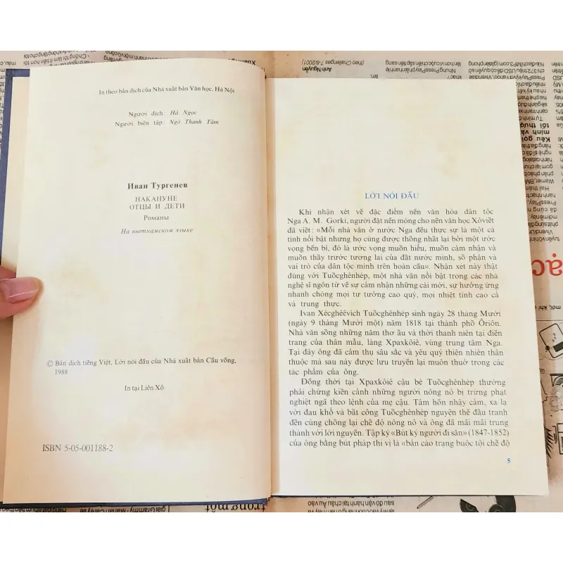 Ivan Turgenev - Đêm trước / Cha và con (447 trang) 703929