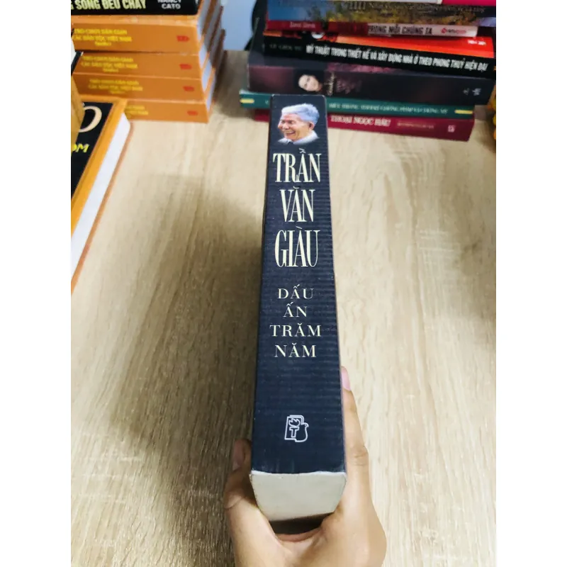 Trần Văn Giàu – Dấu Ấn Trăm Năm 925789