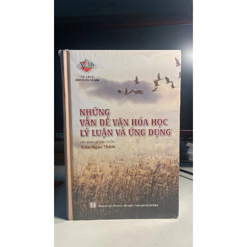 Những Vấn Đề Văn Hoá Học Lý Luận Và Ứng Dụng (Bìa cứng) -Tác giả: Trần Ngọc Thêm -NXB Văn Hoá Văn Nghệ Tp HCM năm 2014 -Khổ sách: 24 x 16 cm-Số trang: 750 trang -Trọng lượng: 800 g -Sách mới nguyên seal 455529
