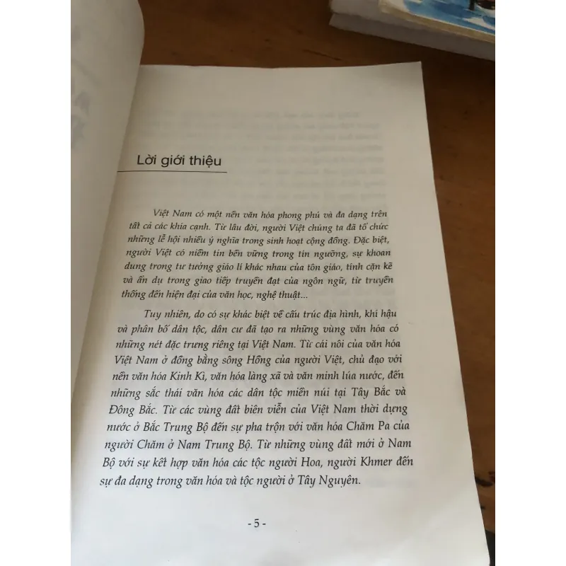 Một số nét độc đáo trong văn hoá vùng miền Việt Nam 1028108