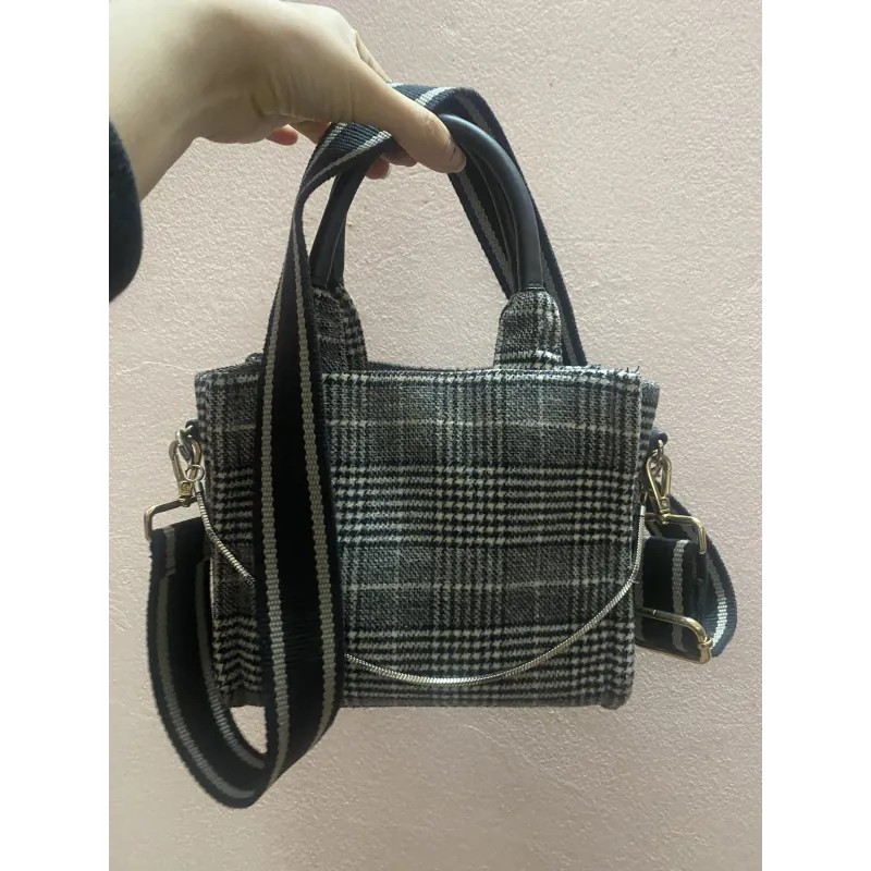 T 02. Túi Caro 790795