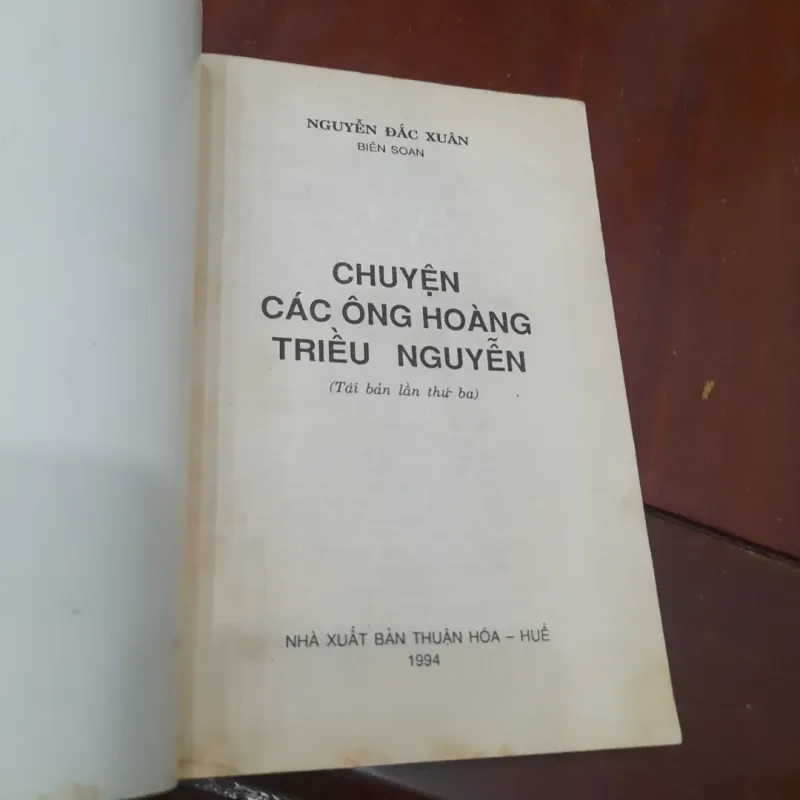 Chuyện các ông hoàng triều Nguyễn 165729
