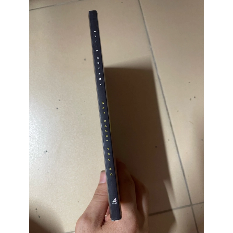 Một Người Phụ Nữ - Annie Ernaux (c) 476928