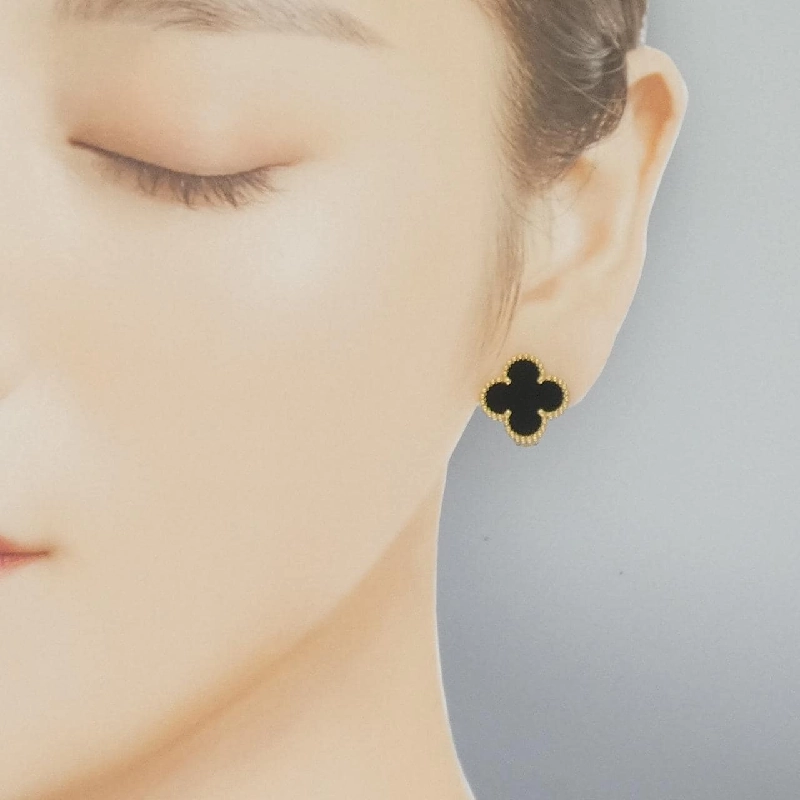 Bông tai Van Cleef & Arpels Vintage Alhambra 665764