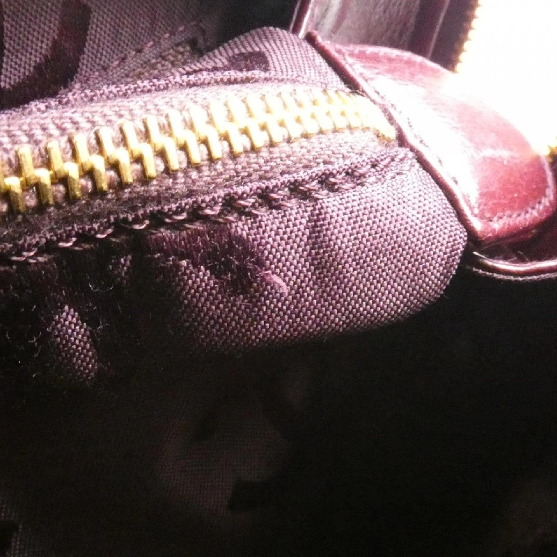 Túi xách chéo Chanel 612277