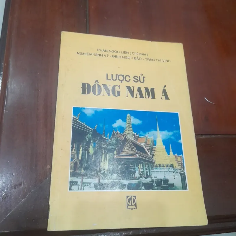 Lược sử ĐÔNG NAM Á 703862