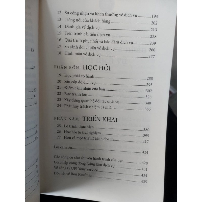 Nâng tầm dịch vụ _ RON KAUFMAN 496446