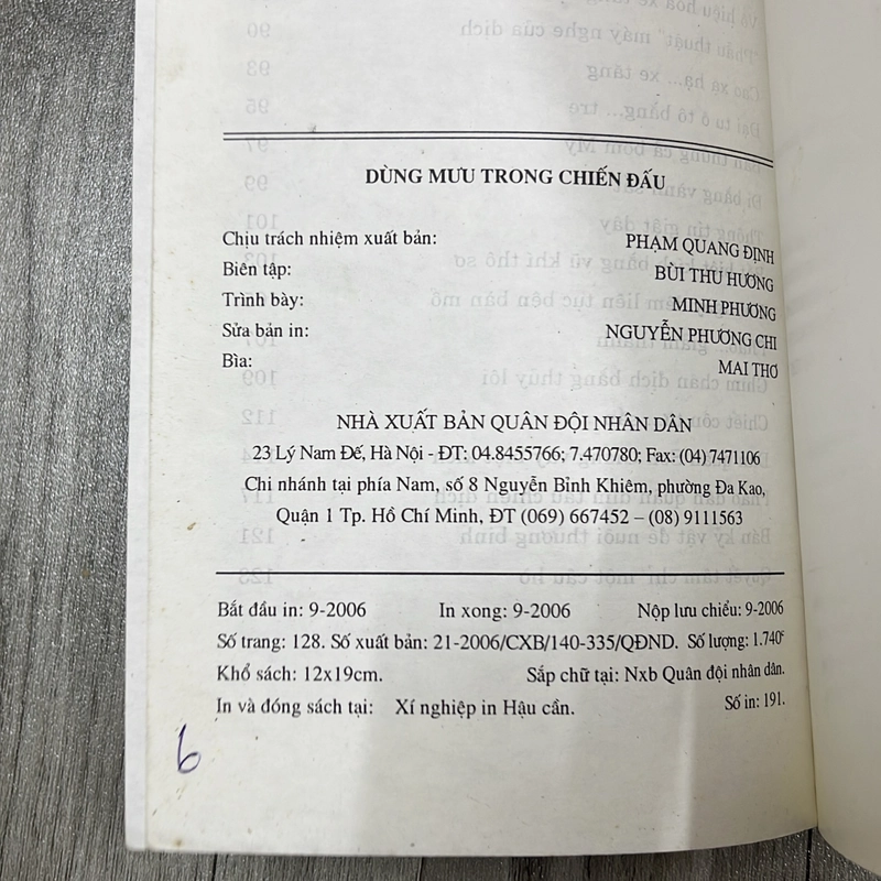 Nhân dân ta đánh giặc dùng mưu trong chiến đấu. 1b3 539841