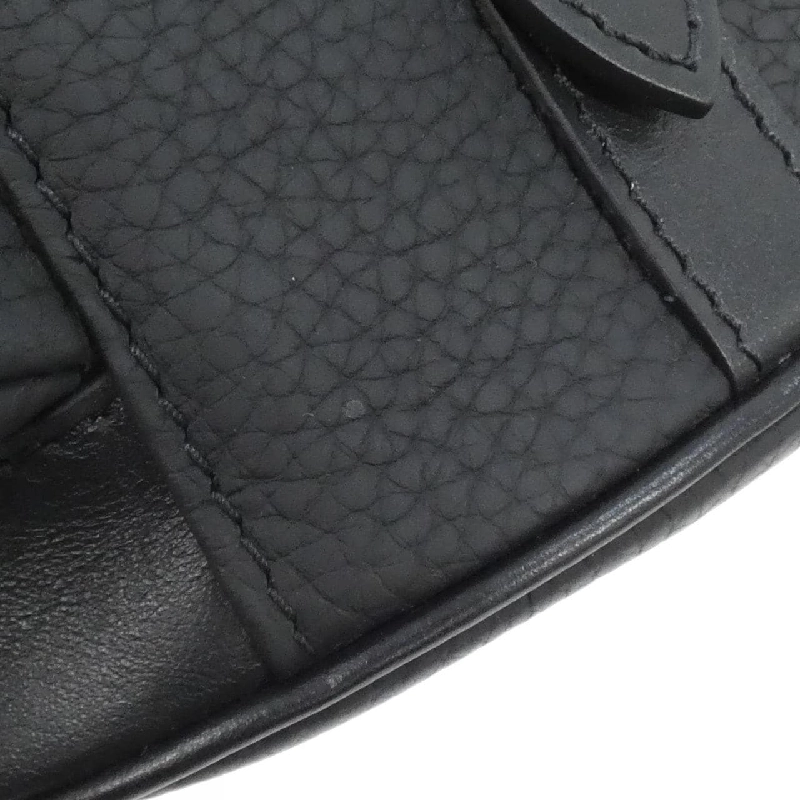 Túi đeo vai Louis Vuitton Trianon Christopher XS M58495 - Hàng hiệu Chính hãng 802885