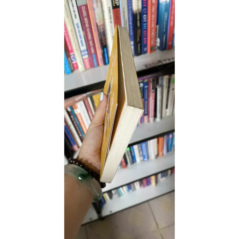 Tuổi trẻ không hối tiếc, Huyền Chip, Mới 80% (KimT) 928233