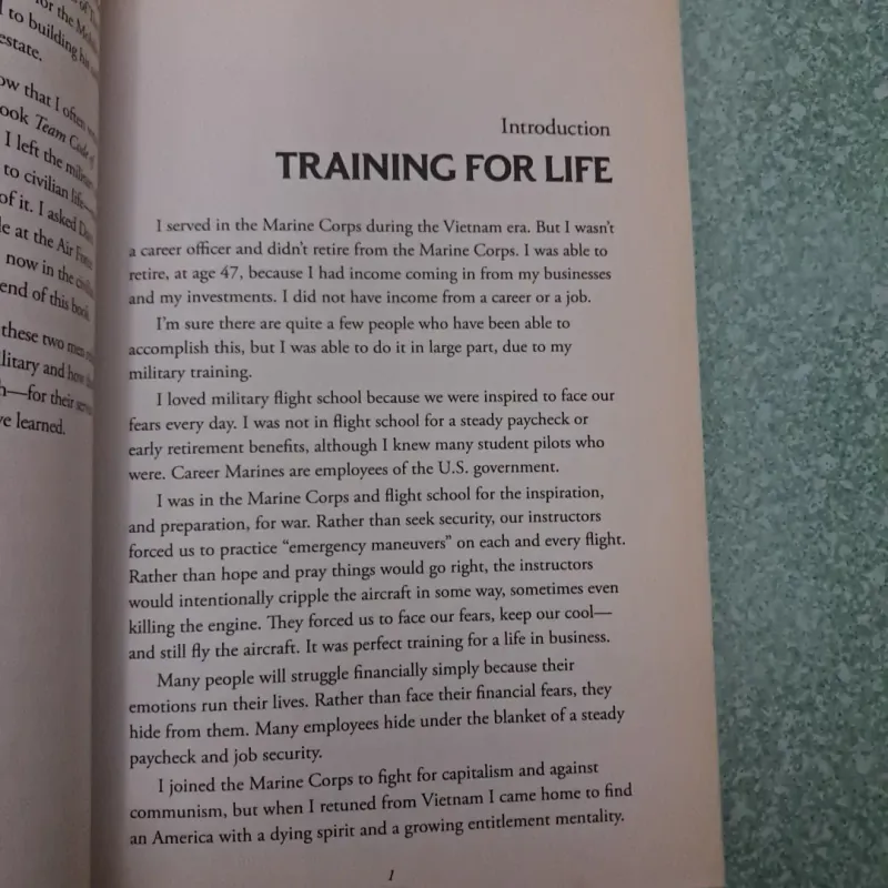 Lessons in military leadership 997954