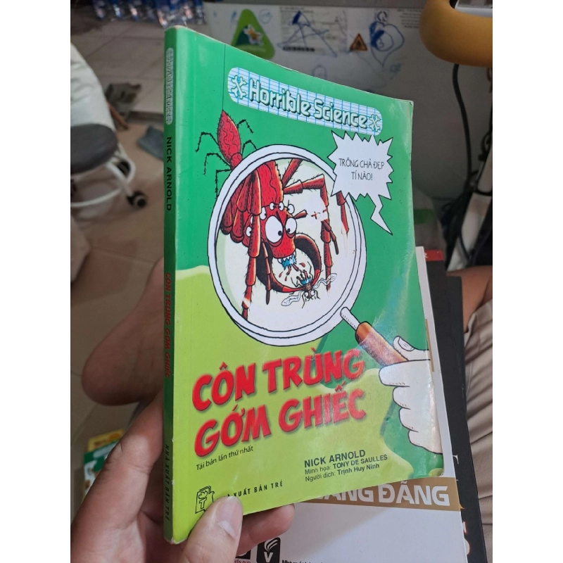 (TẶNG BOOKMARK) Côn trùng gớm ghiếc - Nick Arnold KHOA HỌC ĐỜI SỐNG RBK1008 941998