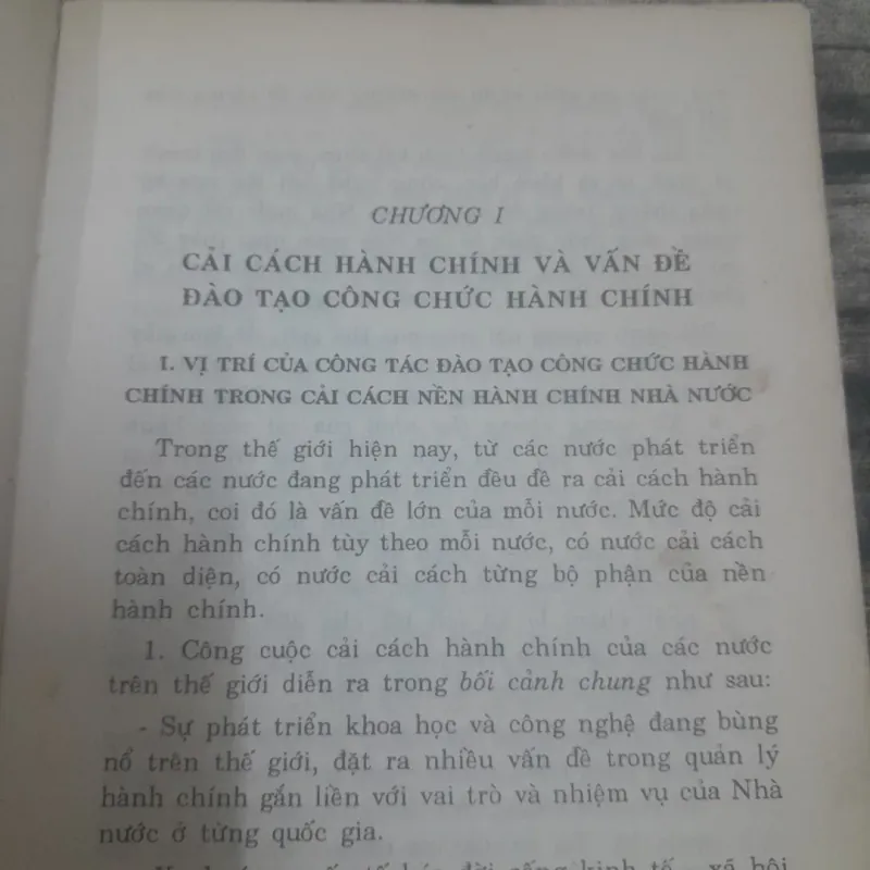 Phương pháp tình huống trong Đào Tạo Hành Chính. GS Tiến sỹ Ng Duy Gia và GS Mai Hữu Khuê. 750793