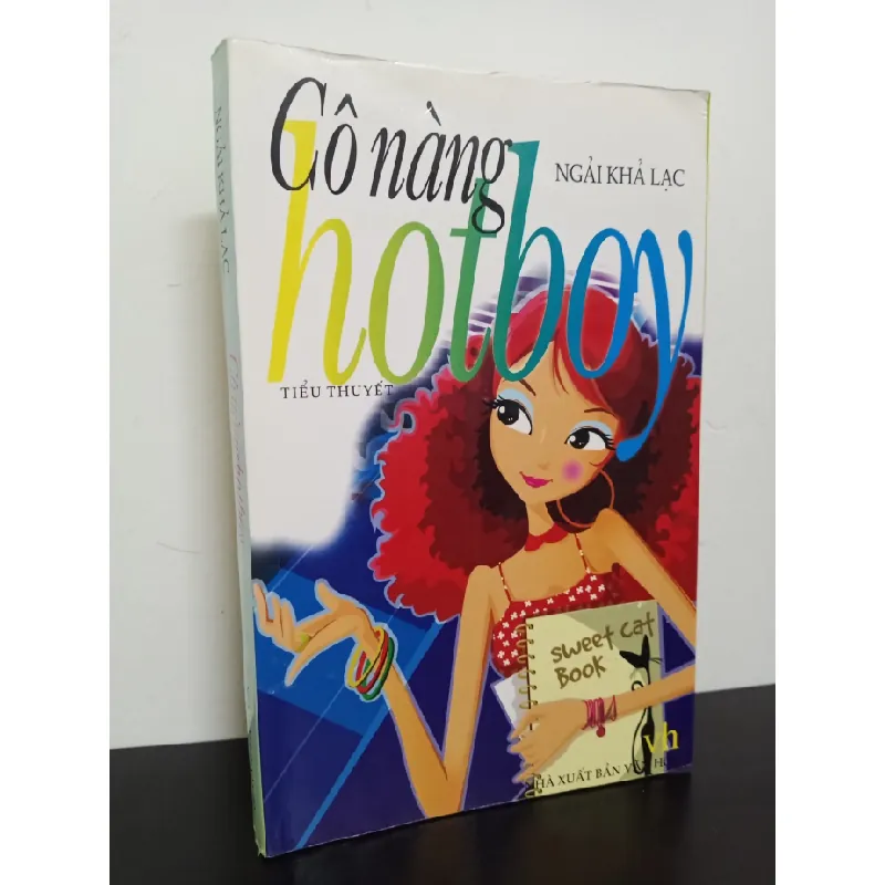 [Phiên Chợ Sách Cũ] Cô Nàng Hotboy - Ngải Khả Lạc 2301 403625