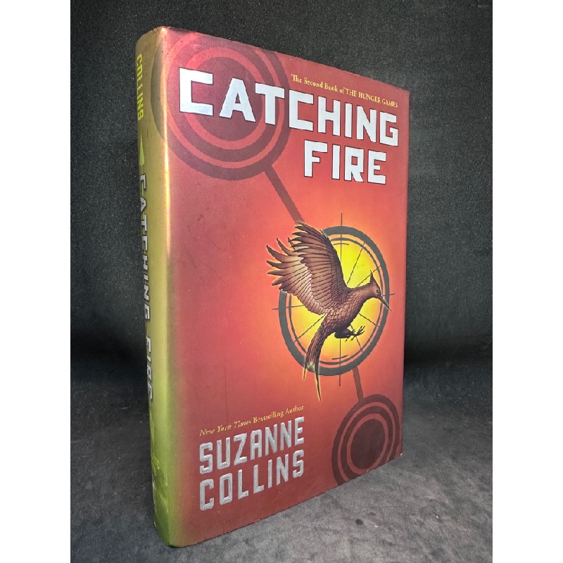 Catching fire (Hunger games) Suzanne Collins - Bìa cứng New 80% SBM.VH0706 63275