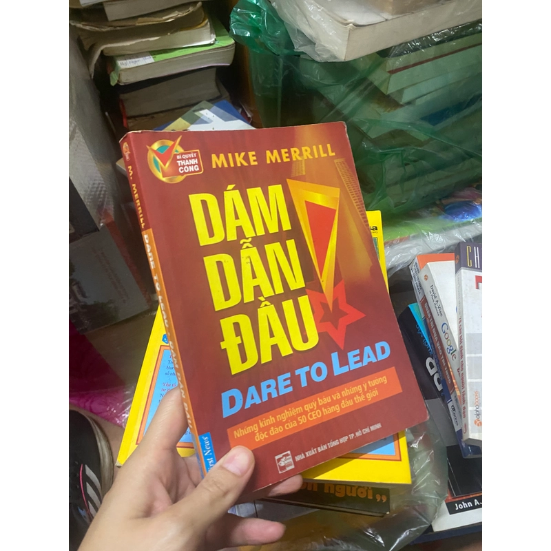 Dám dẫn đầu 357431