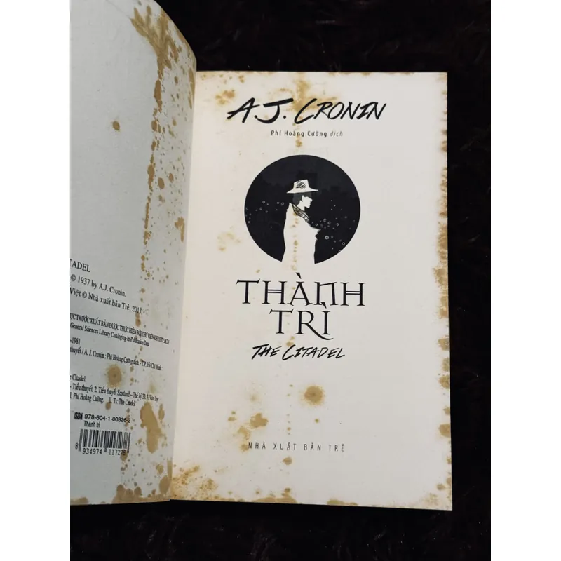 Thành trì - A.J. Corin 718364