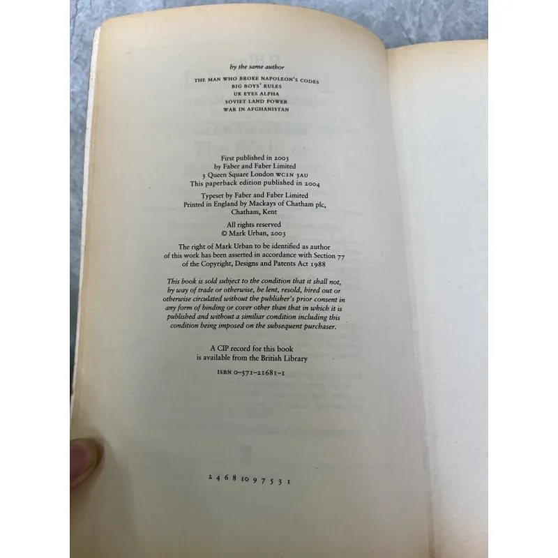 RIFLES - MARK URBAN 797394