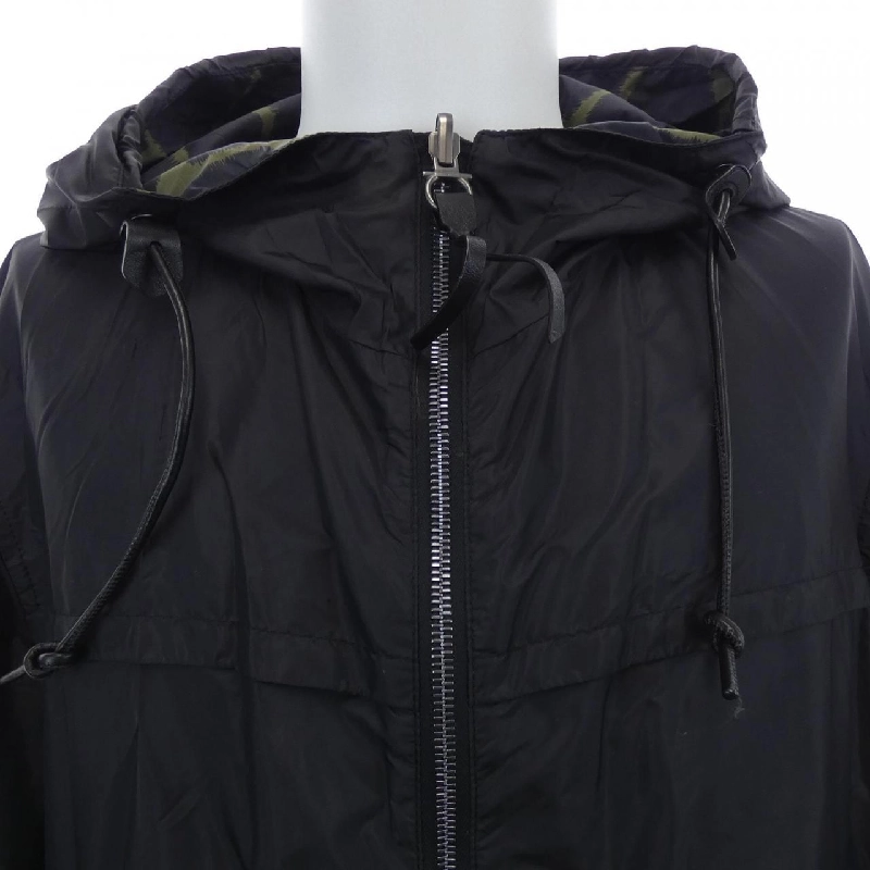 Áo khoác SALVATORE FERRAGAMO - Hàng hiệu Authentic 894701