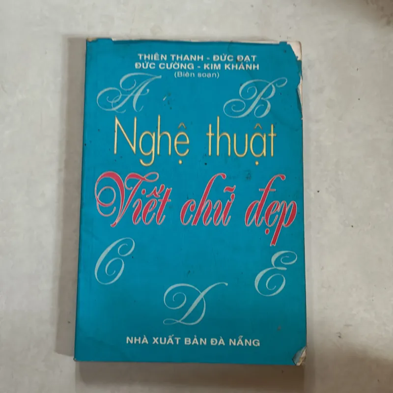 Nghệ thuật viết chữ đẹp 801131