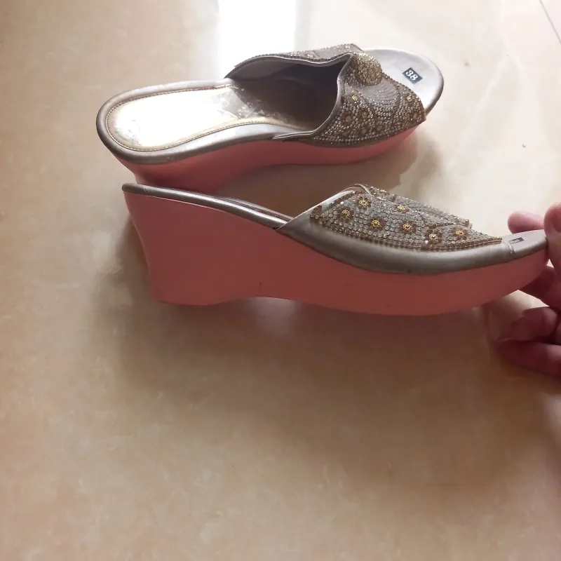 Giày đế xuồng đính đá size 38 1012926