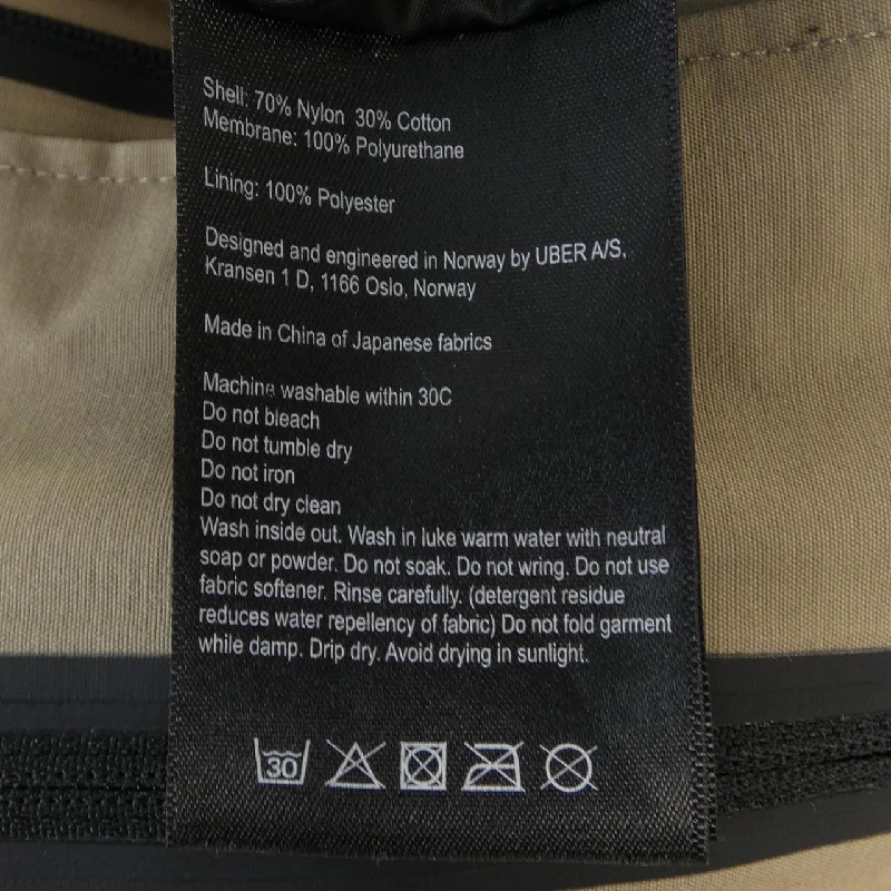 Áo khoác UBER - Hàng hiệu Authentic 891097