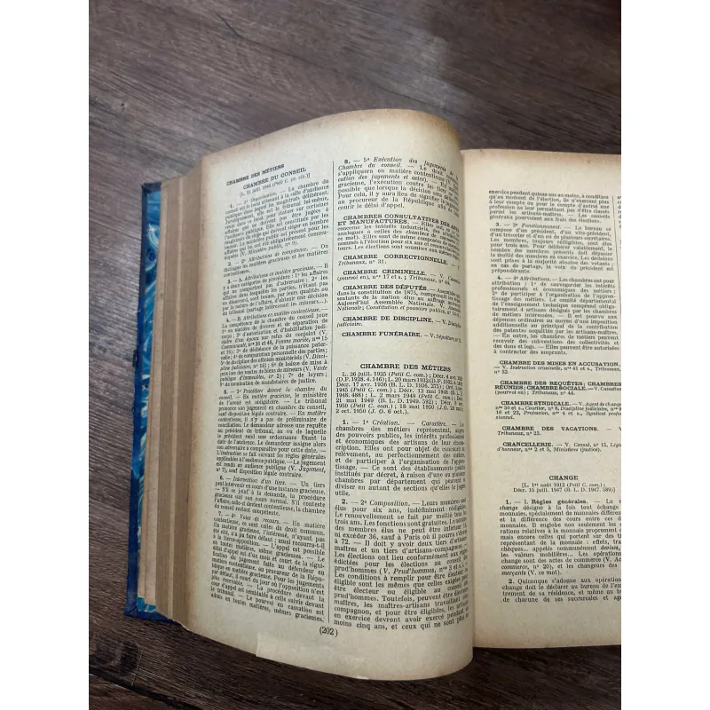 Petit Dictionnaire de Droit (Tiểu từ điển Pháp luật) 957992