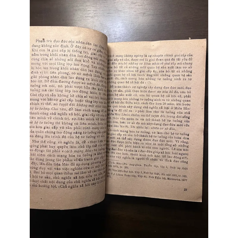 📖 Mấy vấn đề đạo đức và thẩm mỹ trong thời kỳ quá độ 606615