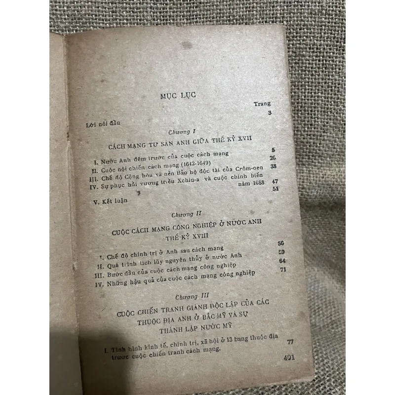 Lịch sử thế giới cận đại ; 400 trang  748180