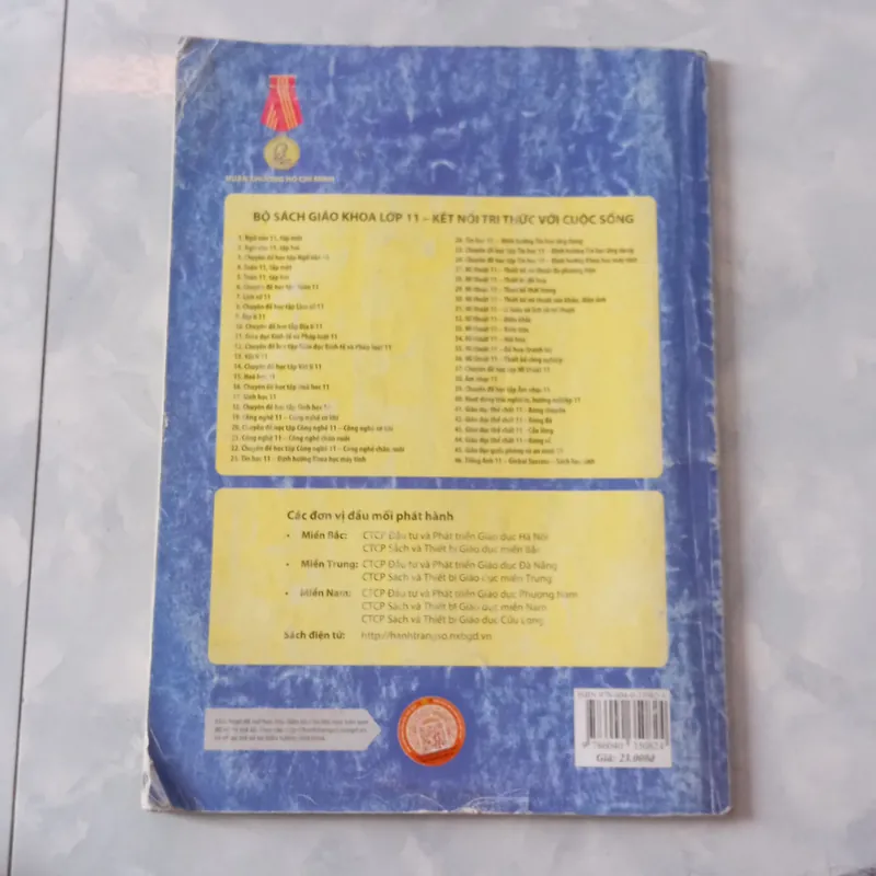 SGK Ngữ Văn Tập 1 Lớp 11-Kết Nối Tri Thức Với Cuộc Sống  563435