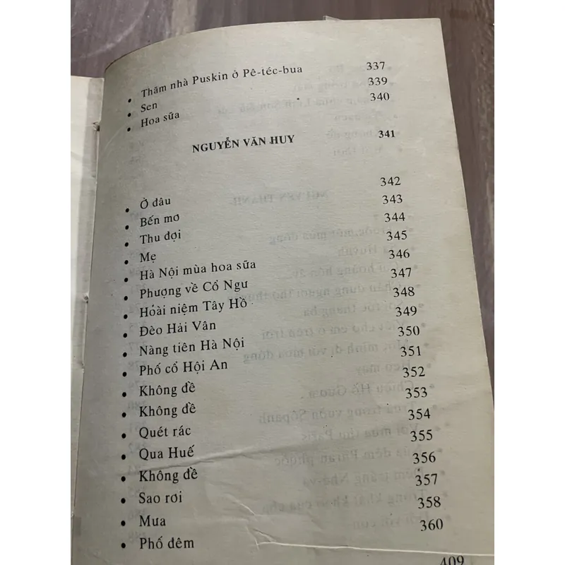 Gương mặt. TUYỂN THƠ 14 TÁC Giả 697142