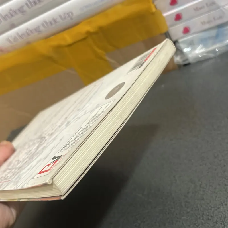 (ngôn tình) - Hôn lễ tháng ba - Tào Đình 977851