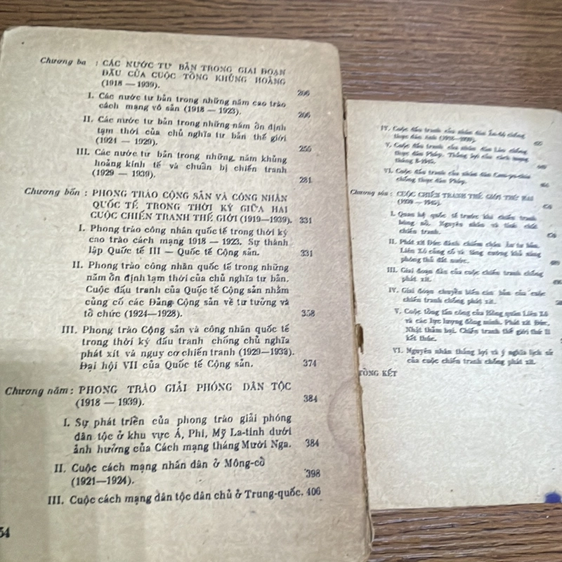 Lịch sử hiện đại thế giới giai đoạn 1917-1945 XB 1984 378376