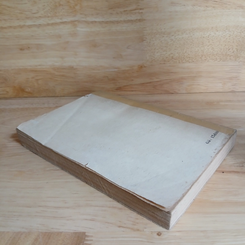 Huế Giữa Chúng Ta (Xb 1984) - Lê Văn Hảo 475727