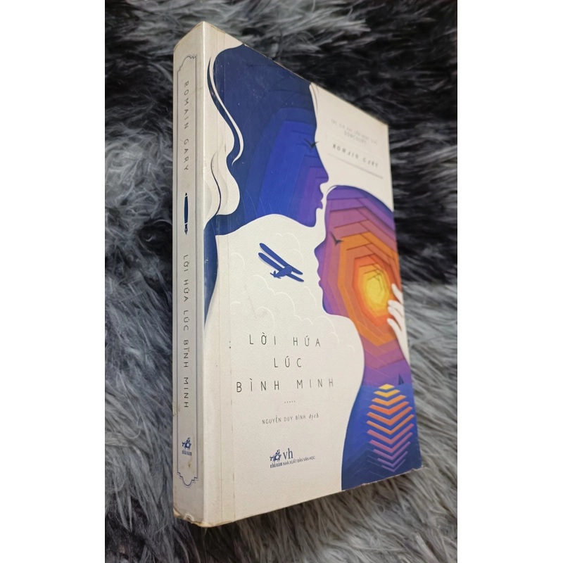Lời hứa lúc bình minh (Romain Gary) 535002