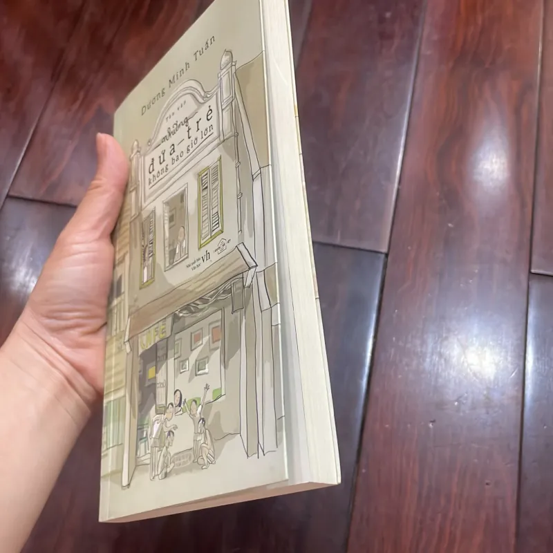 Những đứa trẻ không bao giờ lớn - tản văn dương minh tuấn 2018 nxb VH 1025858