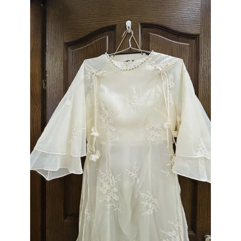 Áo dài tơ trắng tiểu thư 1013739