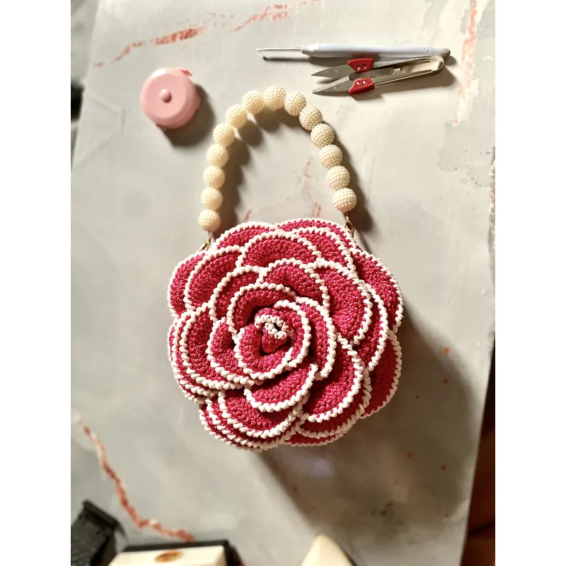 Sản phẩm được móc thủ công . Nguyên liệu từ sợi dệt . Kích thước 15cm  971074