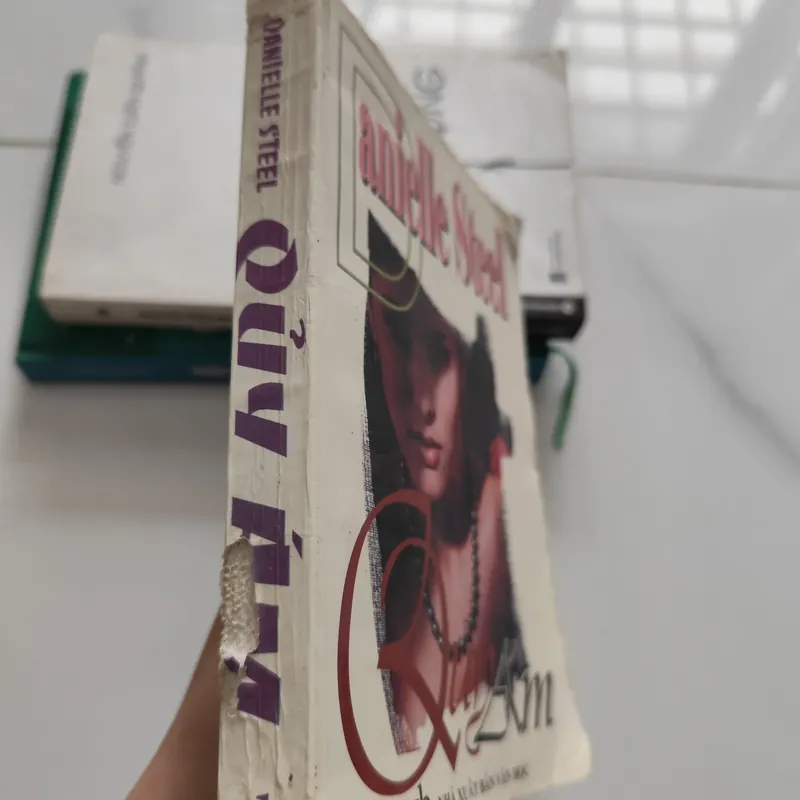 Quỷ ám - Danielle Stell 575546