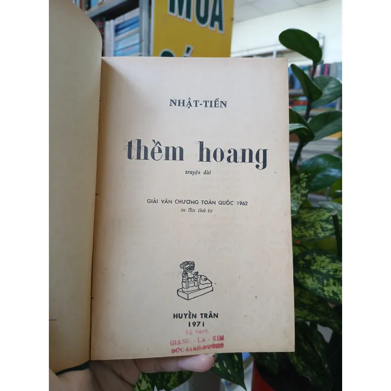 THỀM HOANG - NHẬT TIẾN 758553