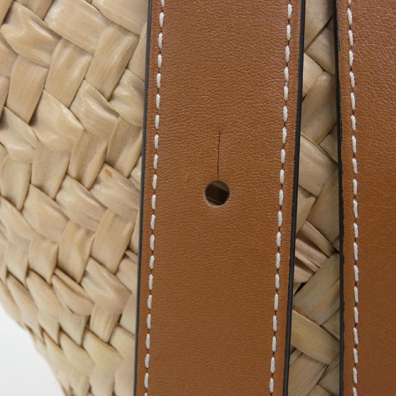 Túi Loewe 327 02 S93 616795