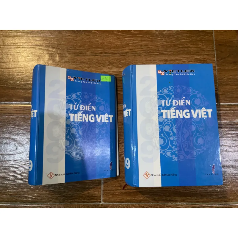 Từ điển Tiếng Việt Vietlex - Trung tâm từ điểm học (11) 1021293