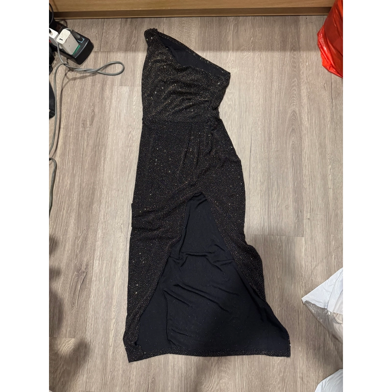 Combo 5 món gồm 2 đầm 2 áo 1 quần 461736