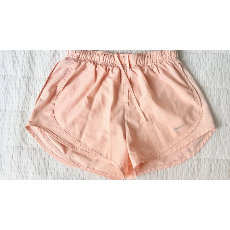 Quần đùi thể thao 974058