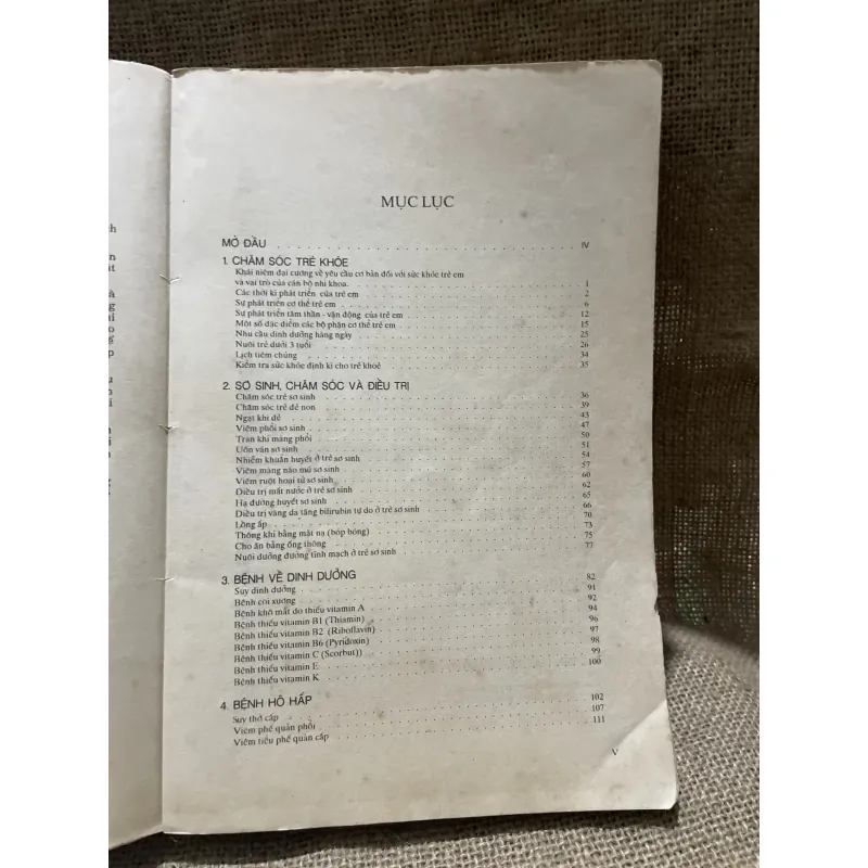 Cẩm nang điều trị nhi khoa- hơn 500 trang  799780
